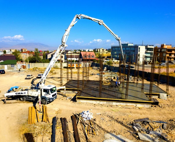 builder image